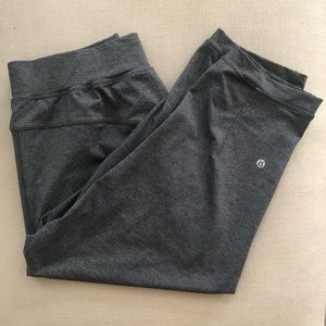 Lululemon high waist grey crop pant